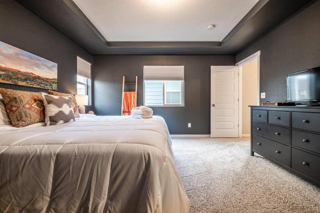 Pioneer Retreat - Downtown High-end Haven * Colorado Springs