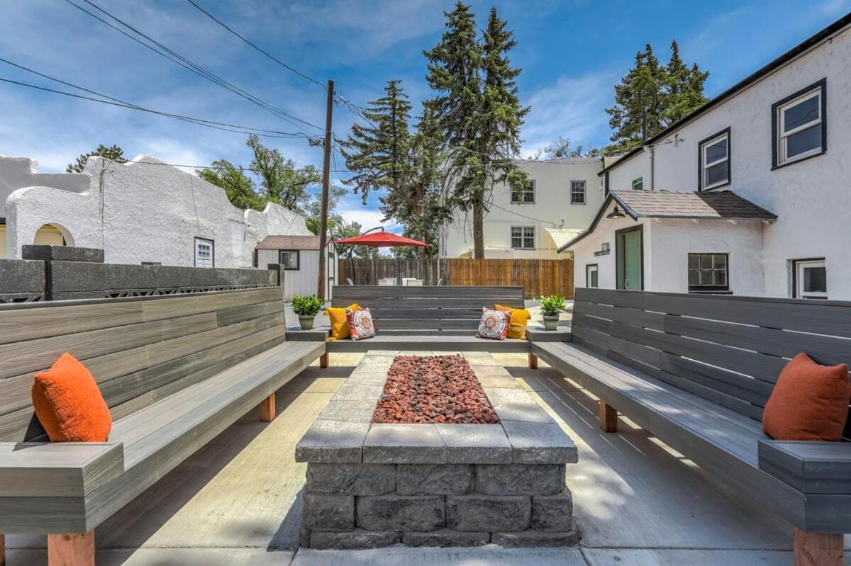 Pikes Charm - King Workspace 4k Roku Bbq Apartment