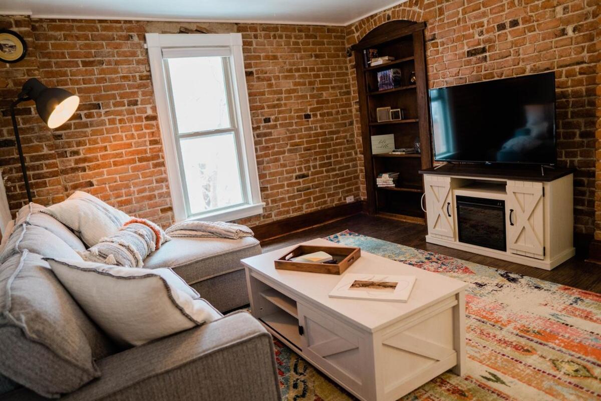Miners Bend - Historic Locale Scenic Workspace