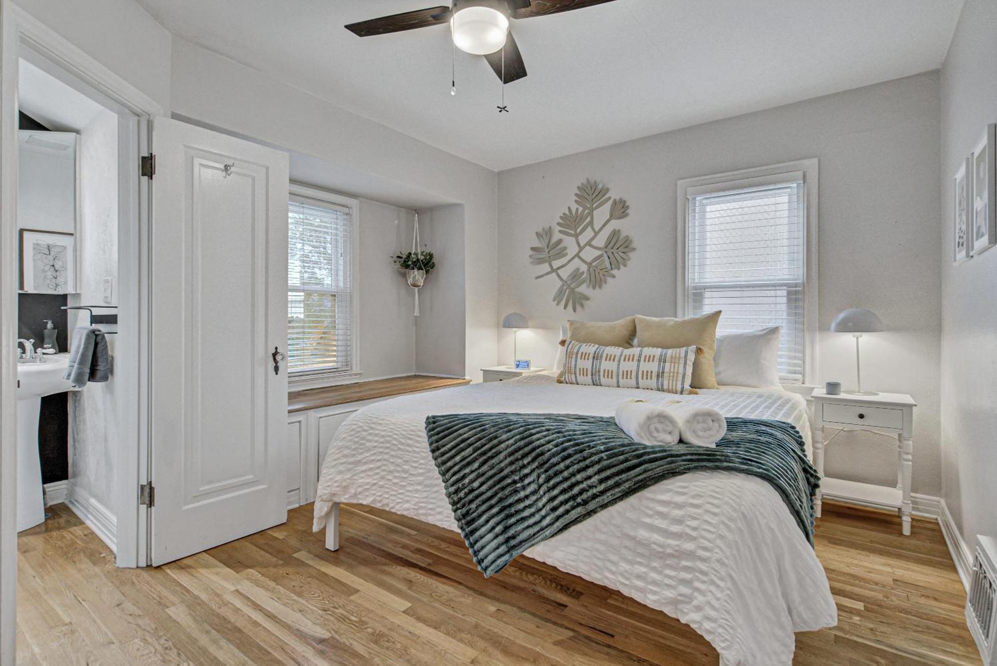 Sheridan Wildflower - Premier Spot Workcation Hub *
