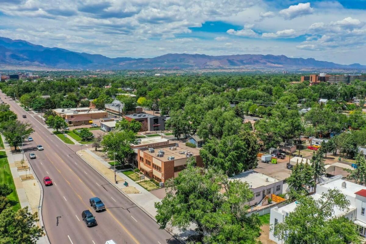 Pikes Escape - Downtown Workcation 4k Roku Colorado Springs