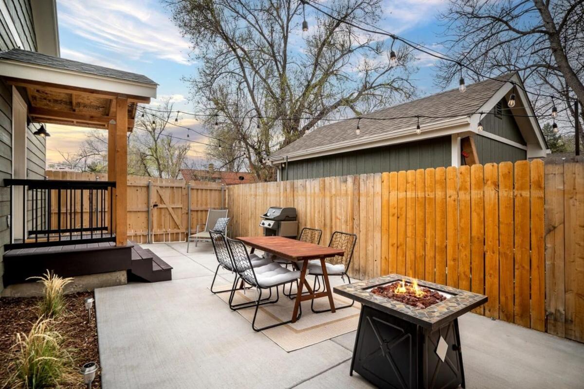 Farragut - 2 King Workspace Bbq