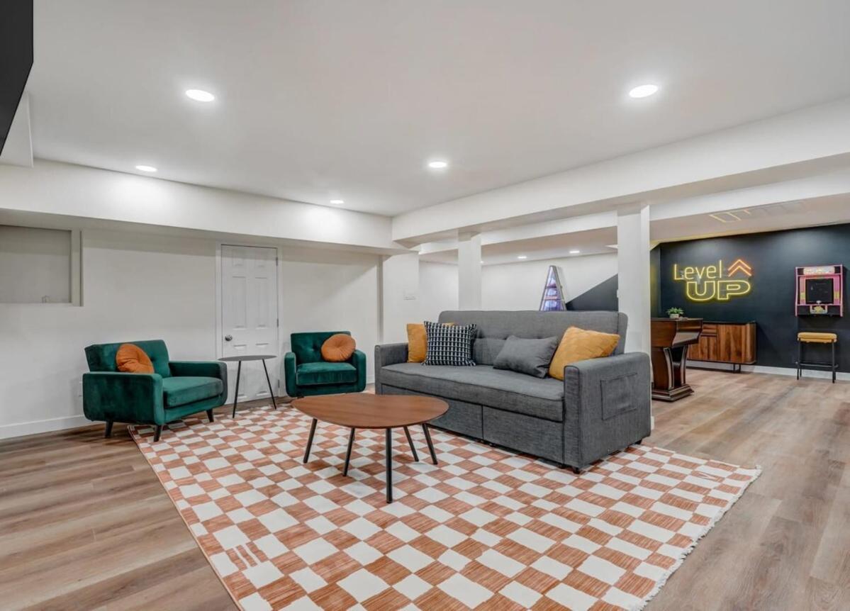 Evergreen Luxe - Hot Tub Gaming Haven Big Groups * Colorado Springs