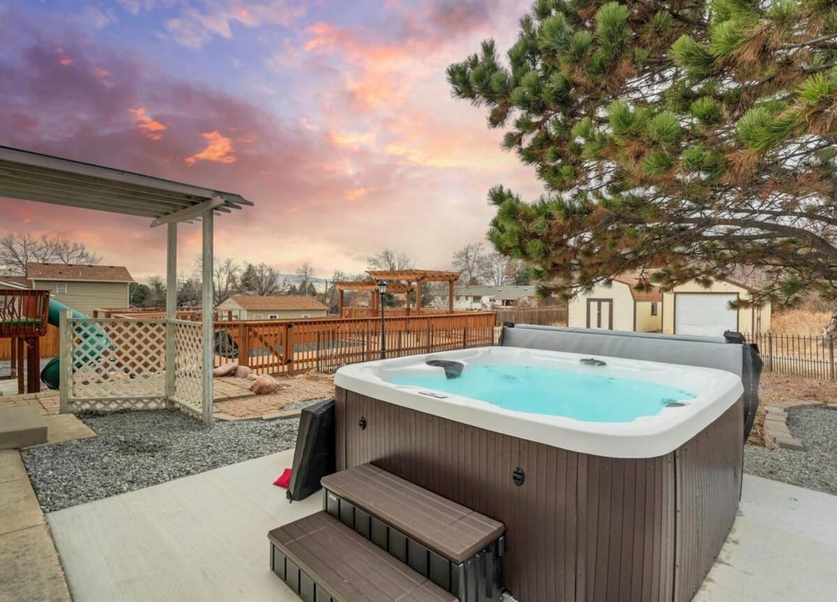 Holiday home Evergreen Luxe - Hot Tub Gaming Haven Big Groups
