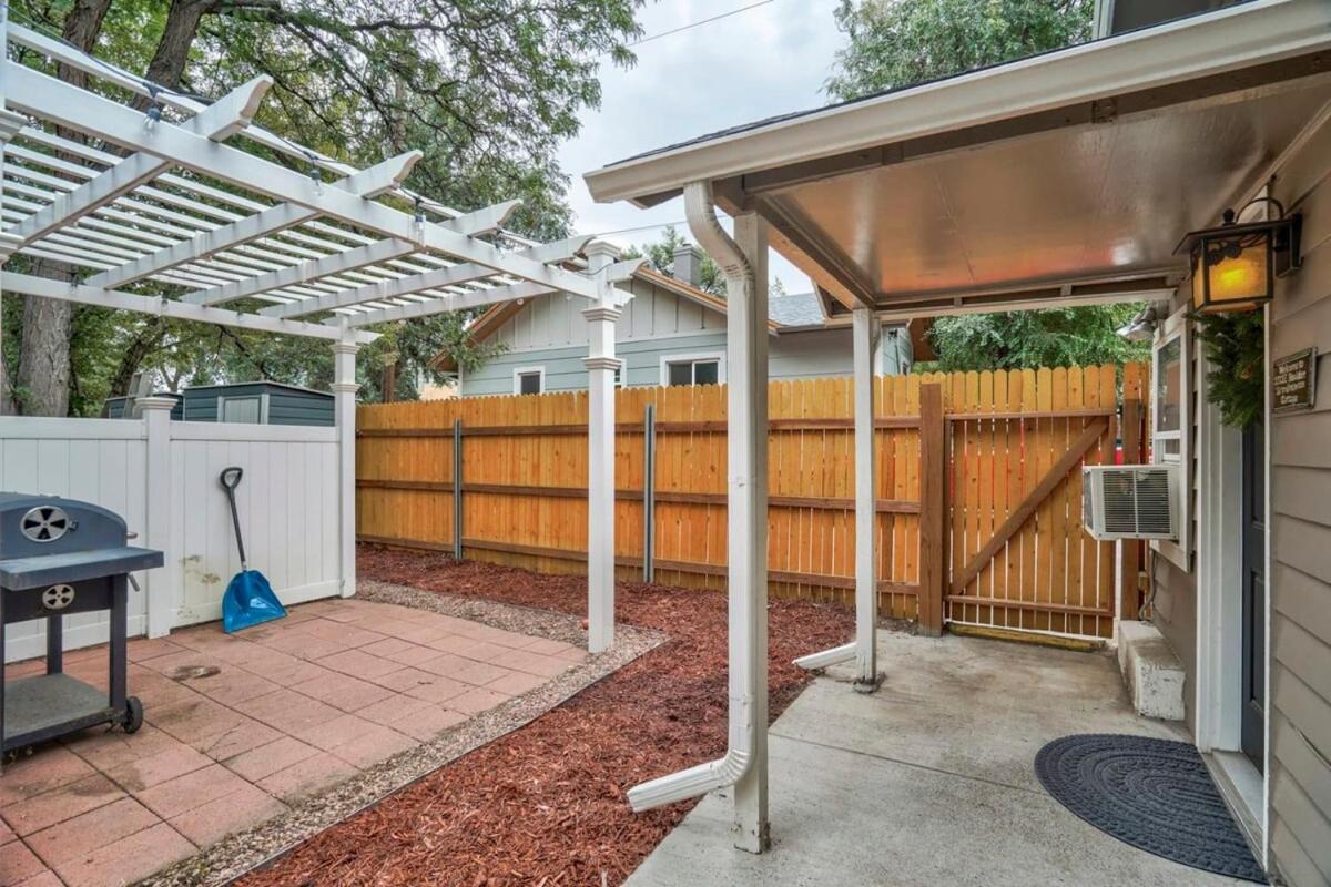 Euro - Walkable Location Scenic Views *
