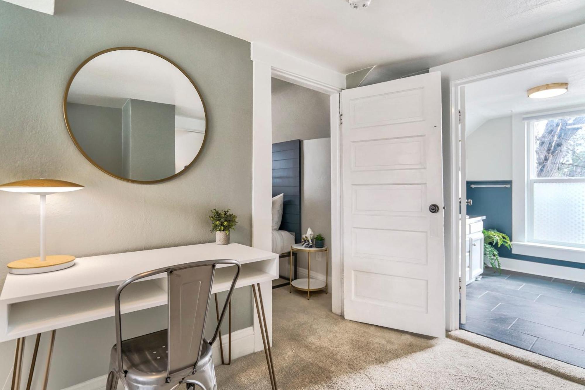 Del Norte Deluxe! Downtown King Attractions Holiday home