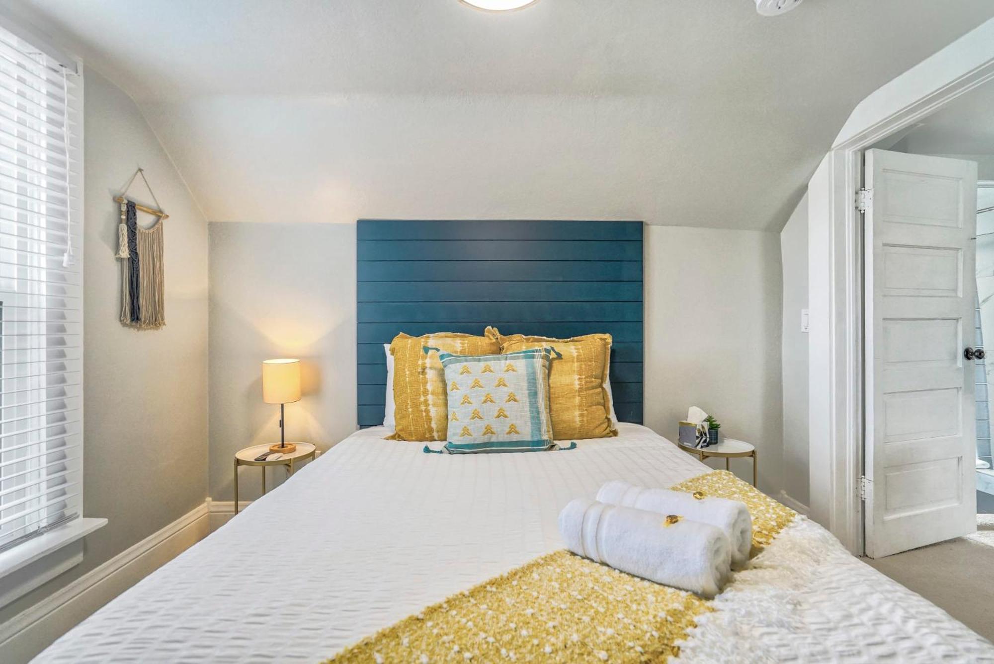 Del Norte Deluxe! Downtown King Attractions Holiday home Colorado Springs