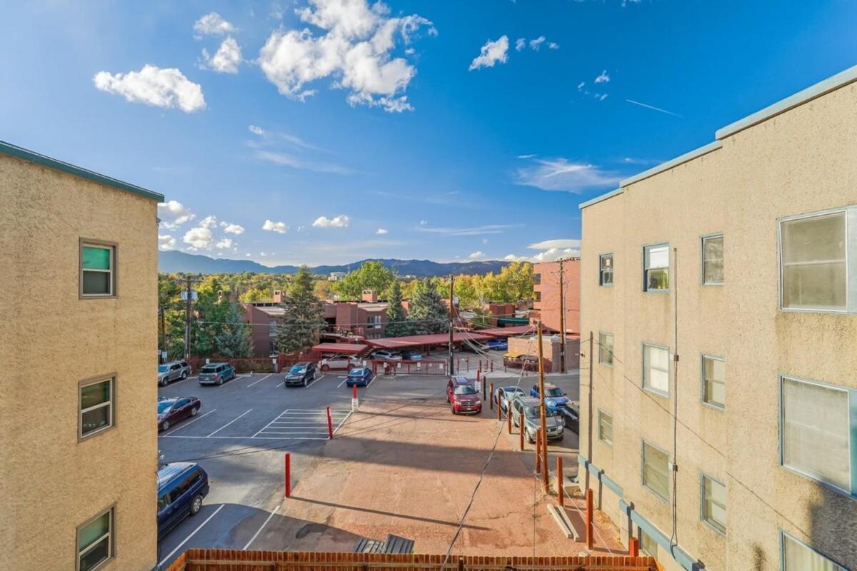 Apartment Crescent Penthouse - Downtown Hot Tub Golf Foos *