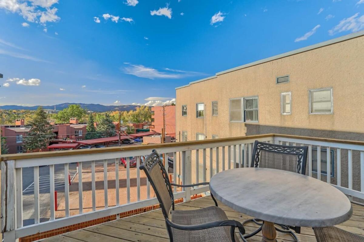 Crescent Penthouse - Downtown Hot Tub Golf Foos *
