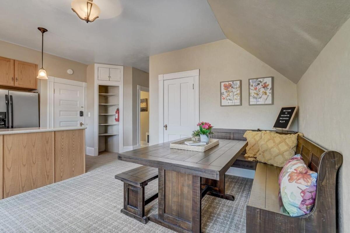 Crescent Penthouse - Downtown Hot Tub Golf Foos * Colorado Springs