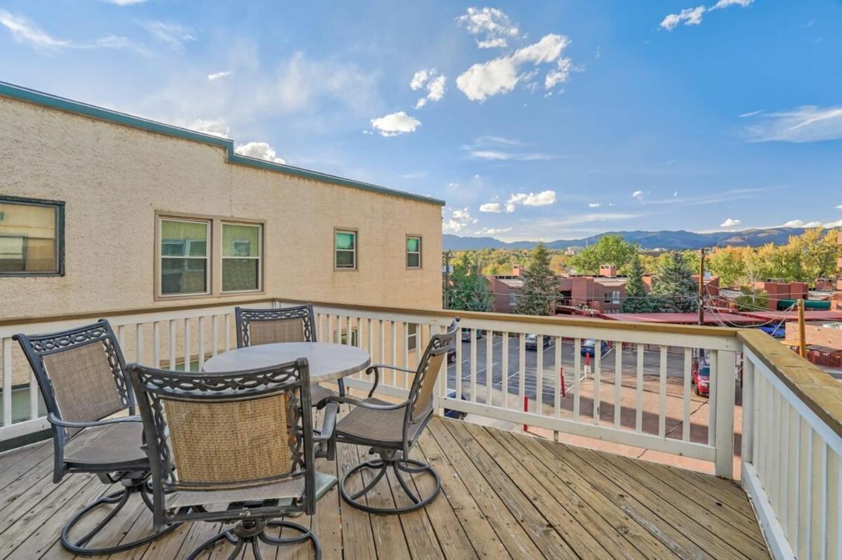 Apartment Crescent Penthouse - Downtown Hot Tub Golf Foos