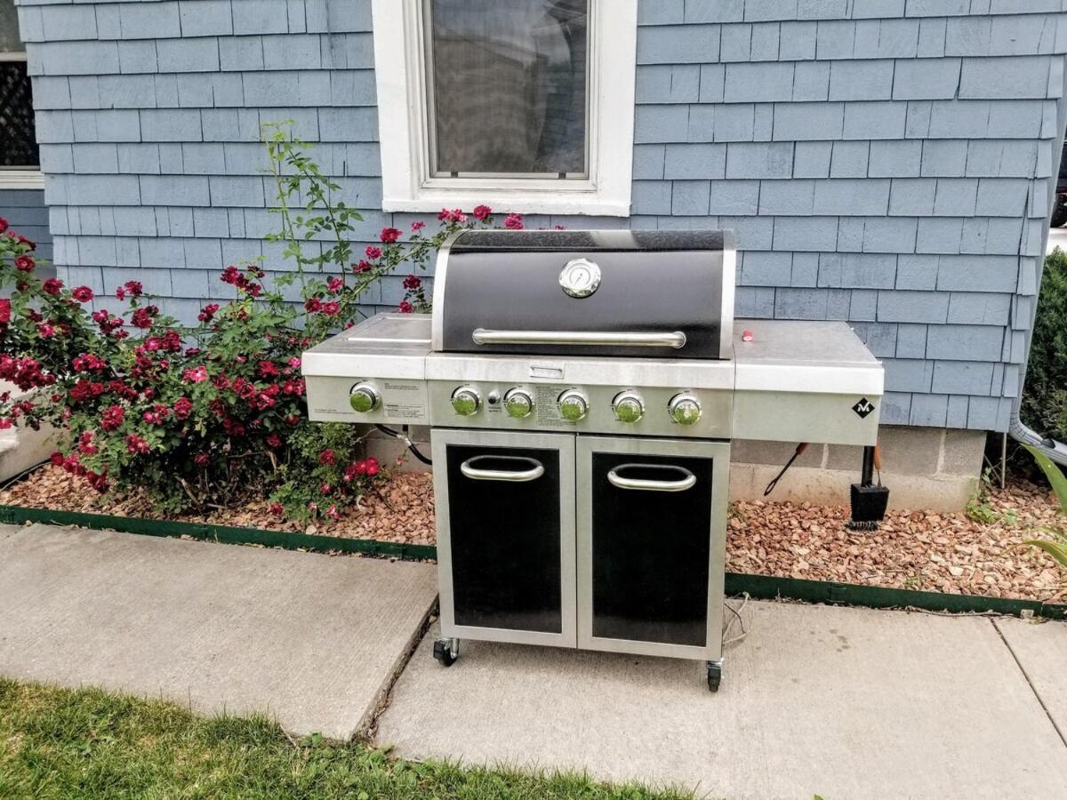 - Hot Tub Bbq Attractions