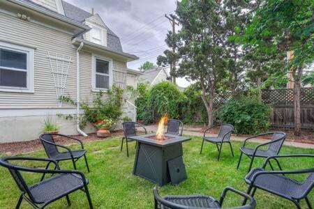 House W Detached Loft Hottub Smarttvs Selfentry Firepit Colorado Springs