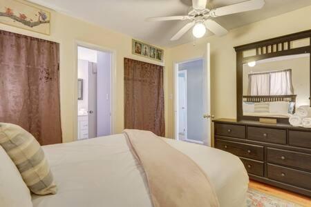 6bd Near Garden Of The Gods-palmer Park *