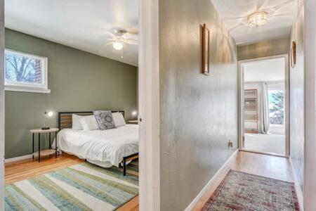 6bd Near Garden Of The Gods-palmer Park Colorado Springs
