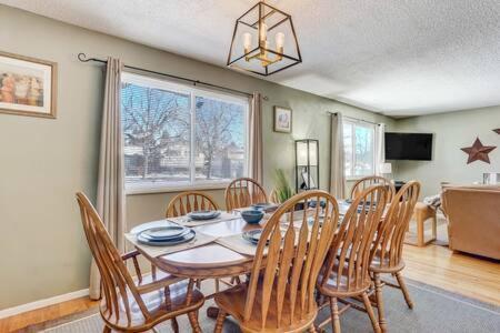 6bd Near Garden Of The Gods-palmer Park Colorado Springs