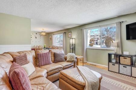 6bd Near Garden Of The Gods-palmer Park * Colorado Springs