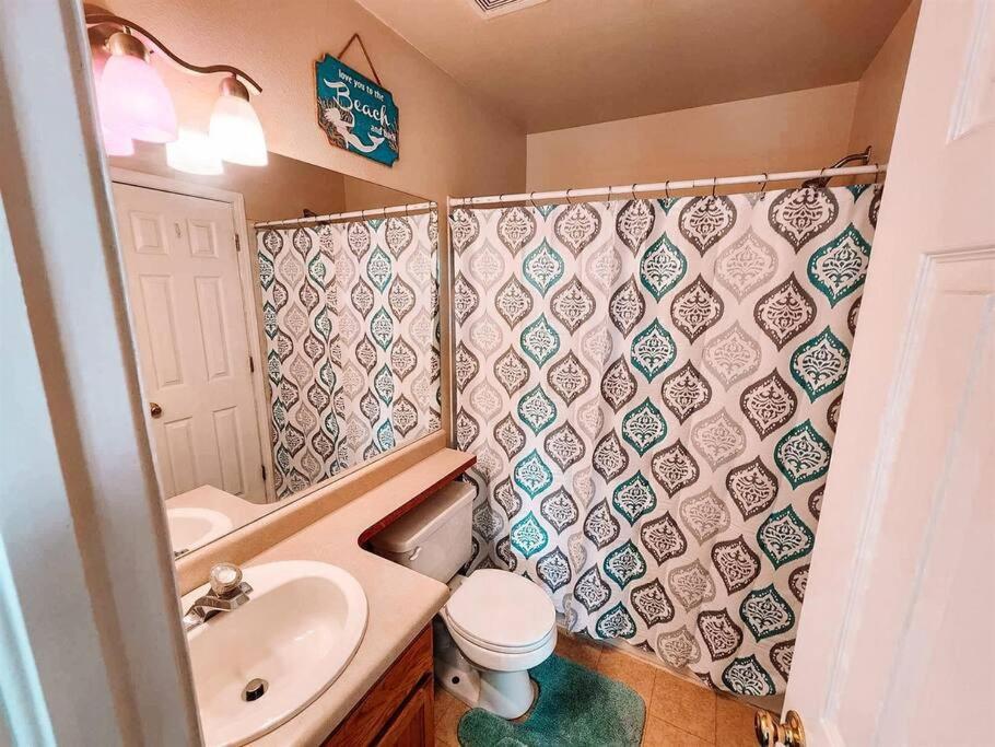 Pet Friendly/3 King Beds/sleeps 14/game Near * Colorado Springs