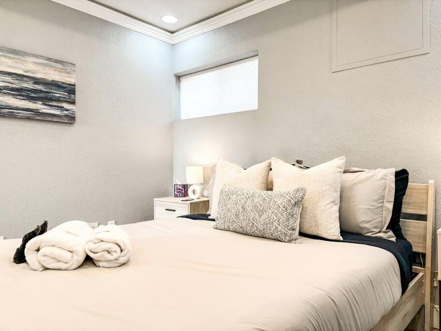 Colorado Spa Retreat / Hot Tub/sauna / Downtown * Colorado Springs