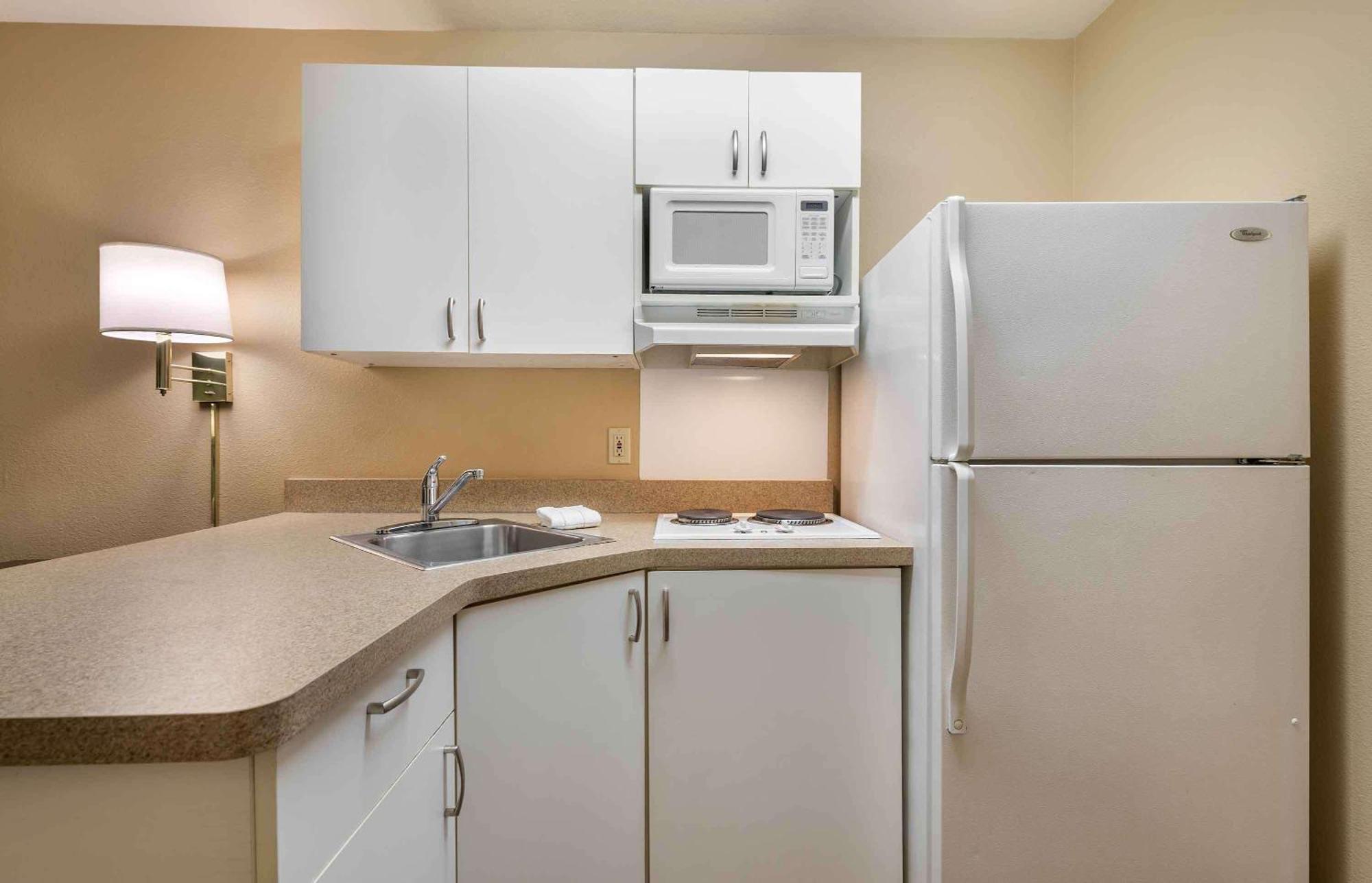 Hotel Extended America - - West Colorado Springs