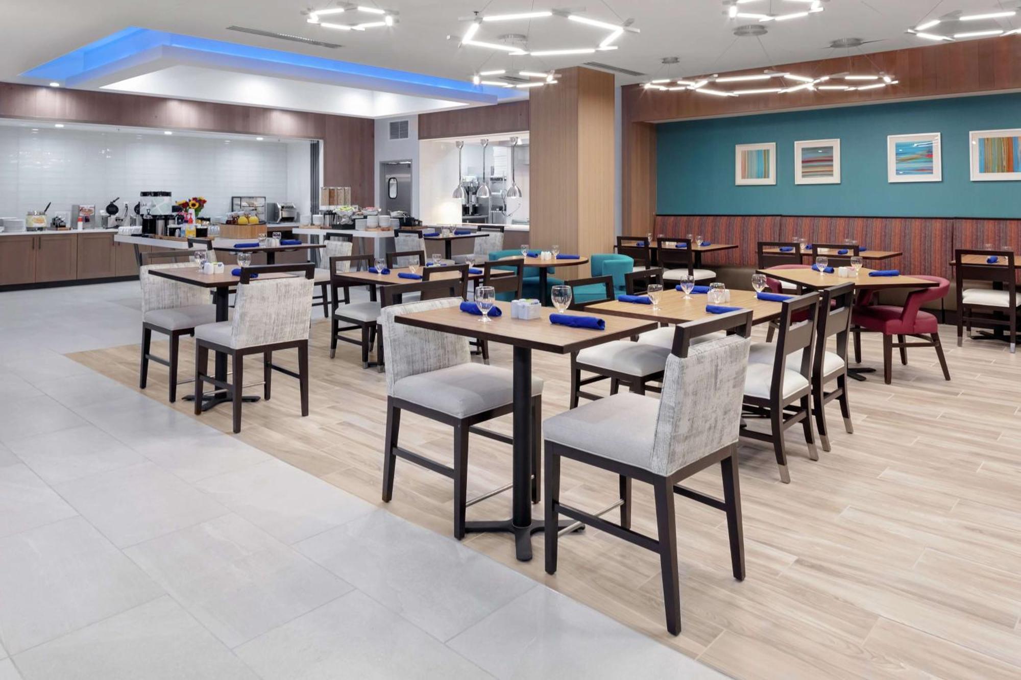 Hilton Garden Downtown, Co 3* Colorado Springs