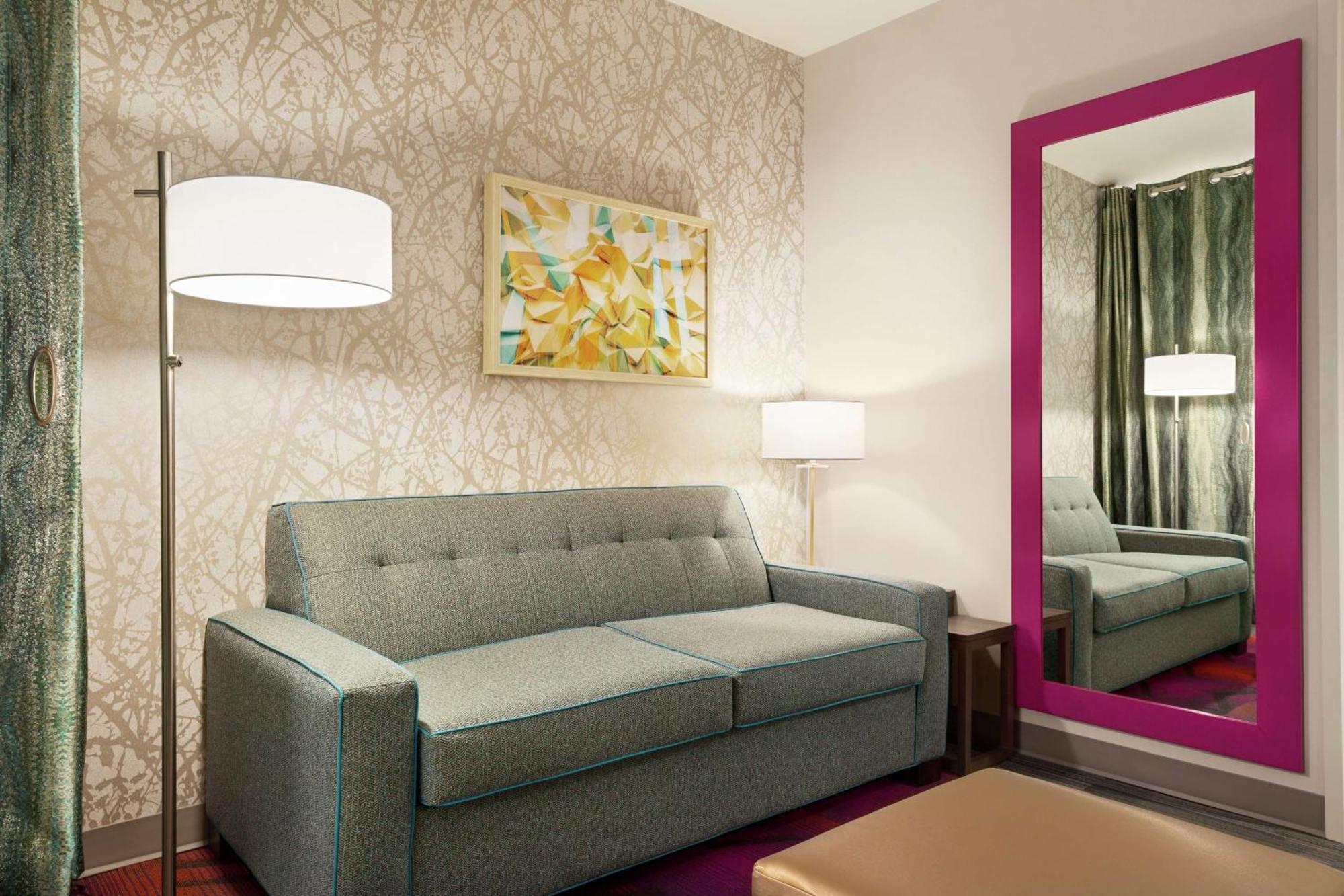 Home2 By Hilton South, Co Hotel 3*