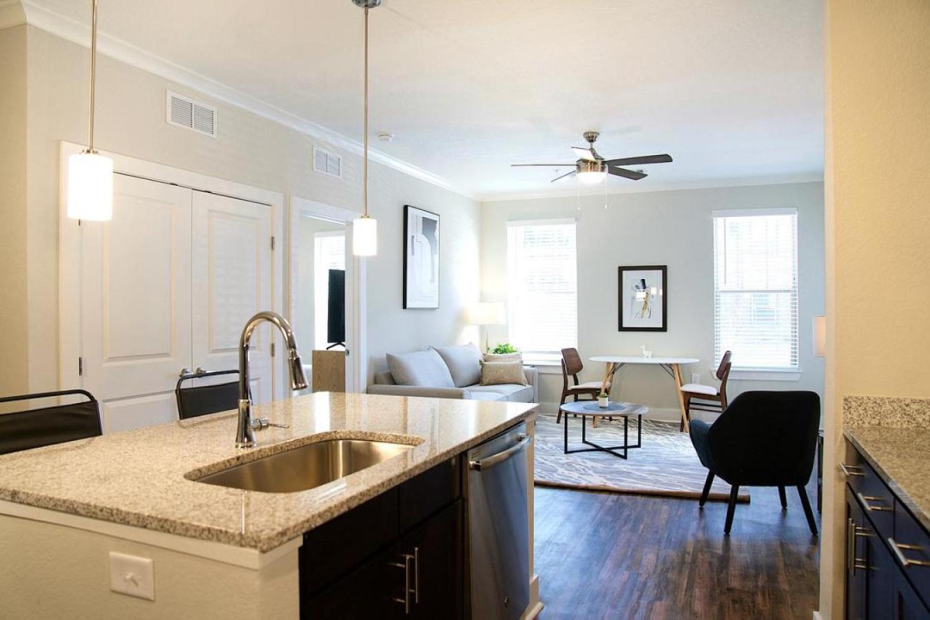 Landing Modern With Amazing Amenities Colorado Springs