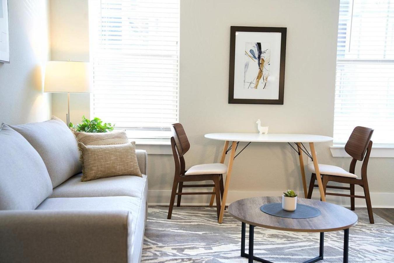 Landing Modern With Amazing Amenities