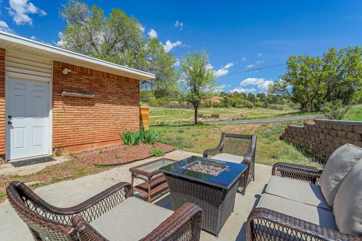 Holiday home Walk To Garden Of The Gods 3bedroom Wd Ac *