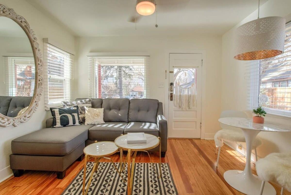Vintage Tiny House Cute 1bdrm Big Appeal Colorado Springs