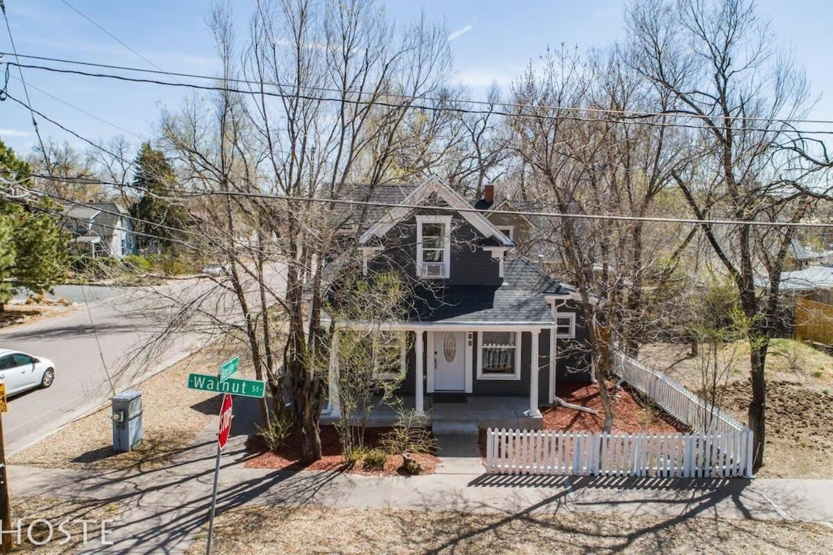 Holiday home 3br Charming Modern Victorian Downtown