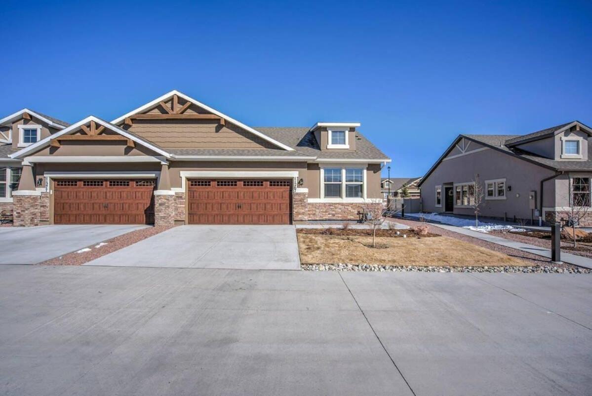Holiday home 4br Modern Townhome Close To Usafa