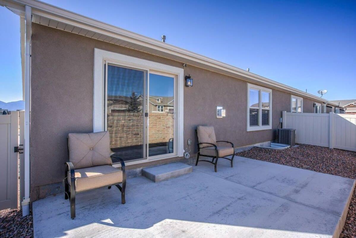 4br Modern Townhome Close To Usafa * Colorado Springs