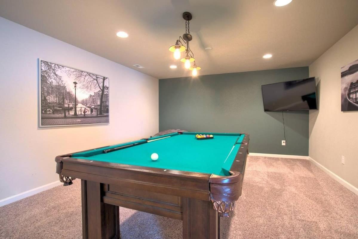 4br Modern Townhome Close To Usafa *