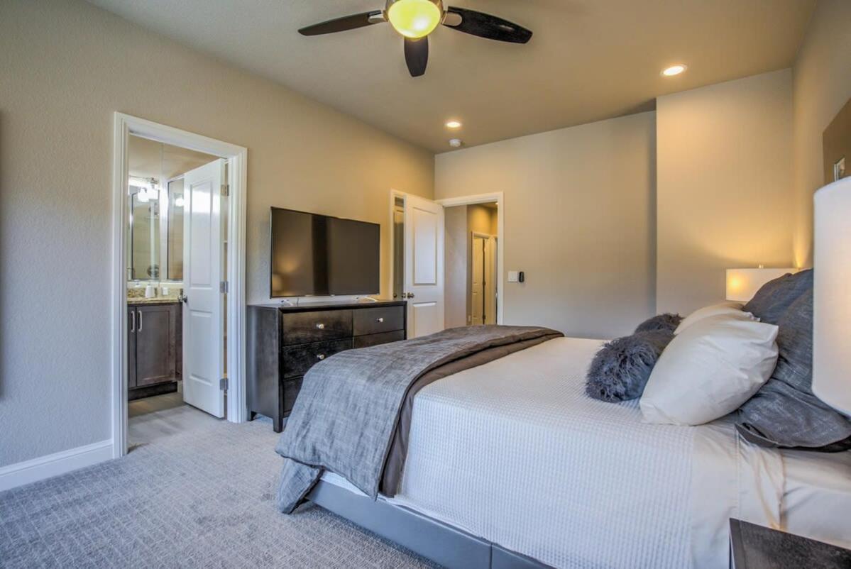 Holiday home 4bd Westside Vacation W Space & Flexibility Colorado Springs