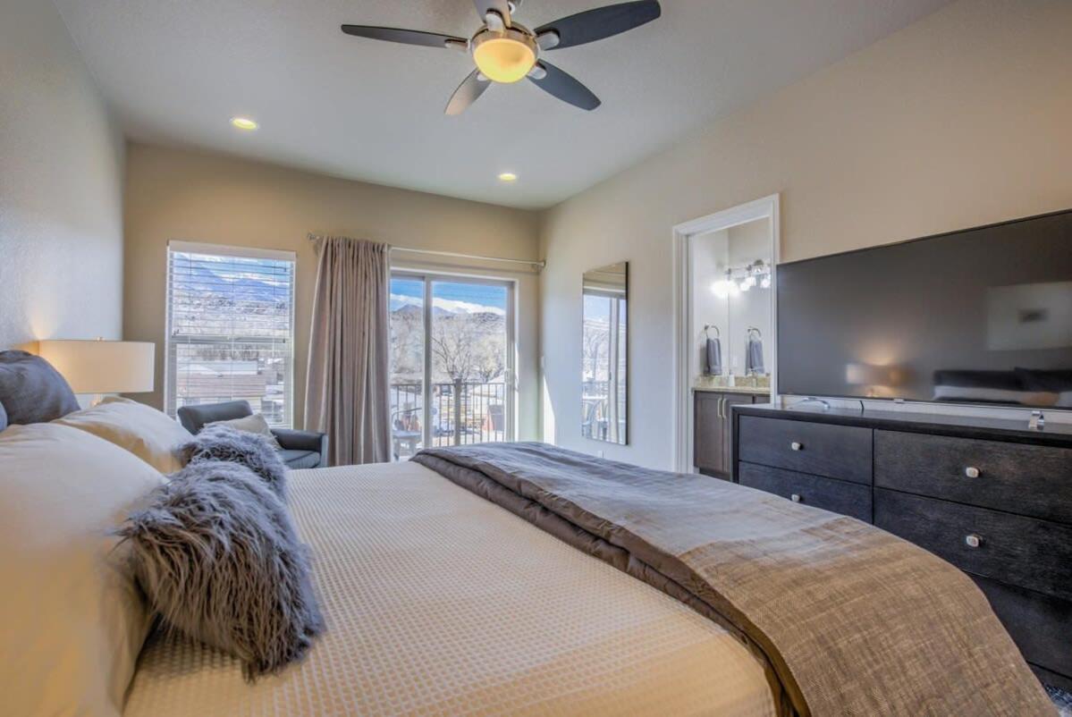 4bd Westside Vacation W Space & Flexibility *