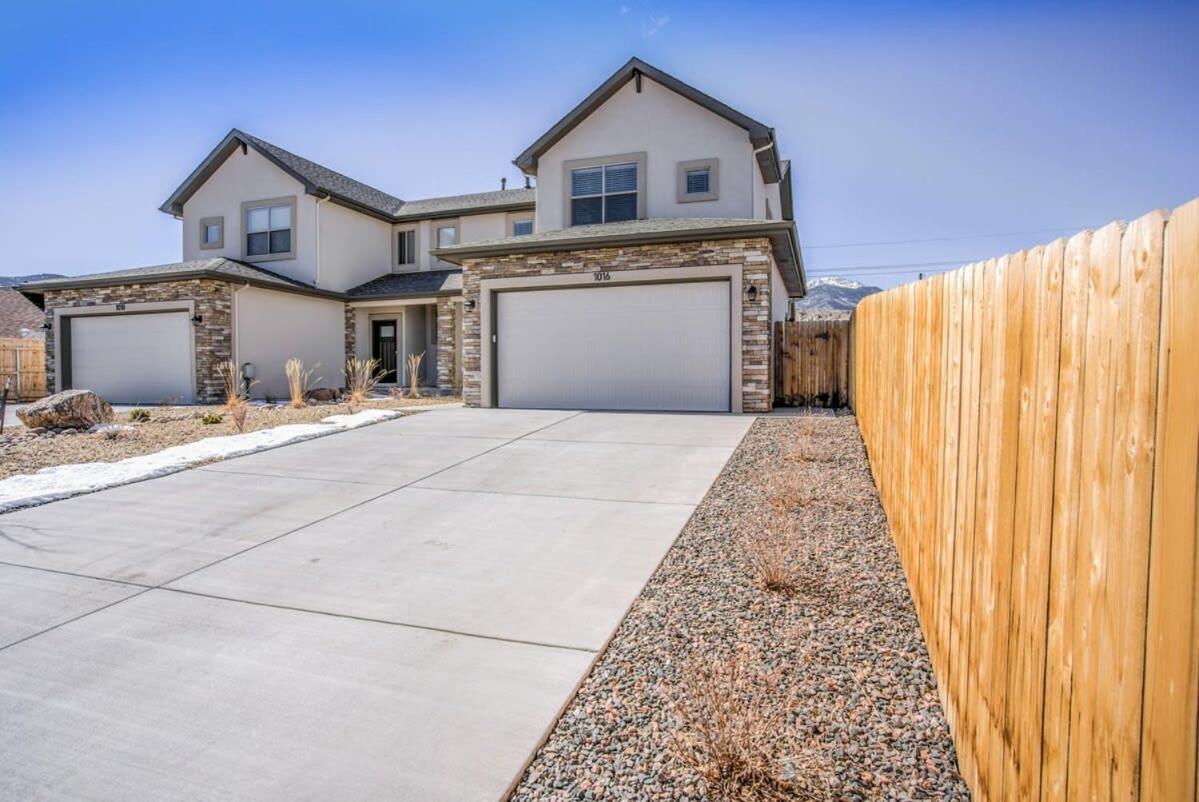 Holiday home 4bd Westside Vacation W Space & Flexibility Colorado Springs