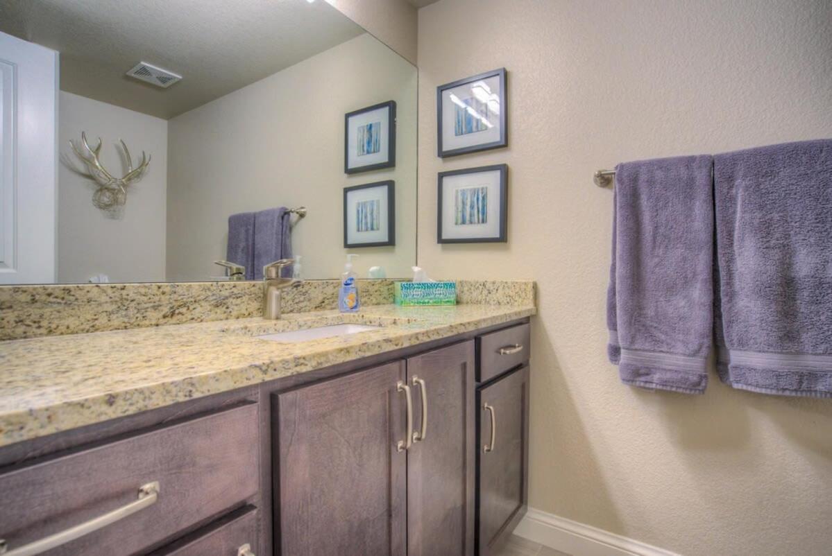 Holiday home 4bd Pikes Peak Views Minutes To Hiking & Dining Colorado Springs