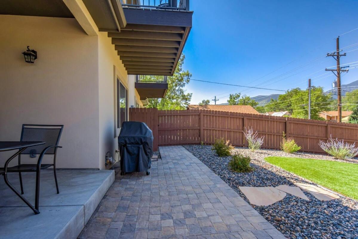 4bd Pikes Peak Views Minutes To Hiking & Dining
