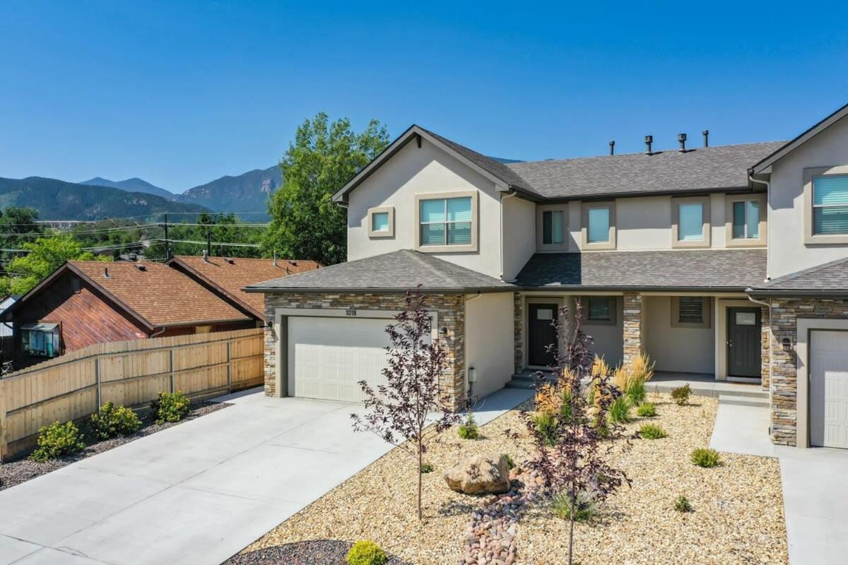 4bd Pikes Peak Views Minutes To Hiking & Dining *