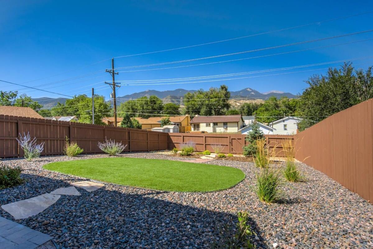 4bd Pikes Peak Views Minutes To Hiking & Dining Holiday home *