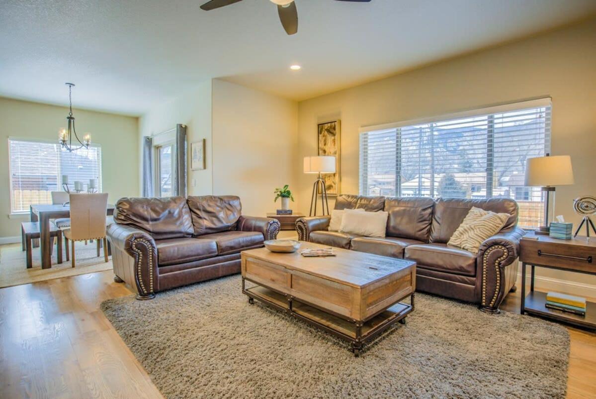 4bd Pikes Peak Views Minutes To Hiking & Dining Colorado Springs