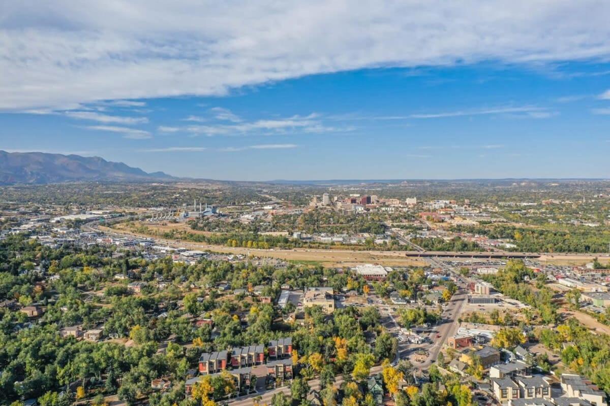 4bd Beautiful Rooftop Mountain Views New Townhome * Colorado Springs