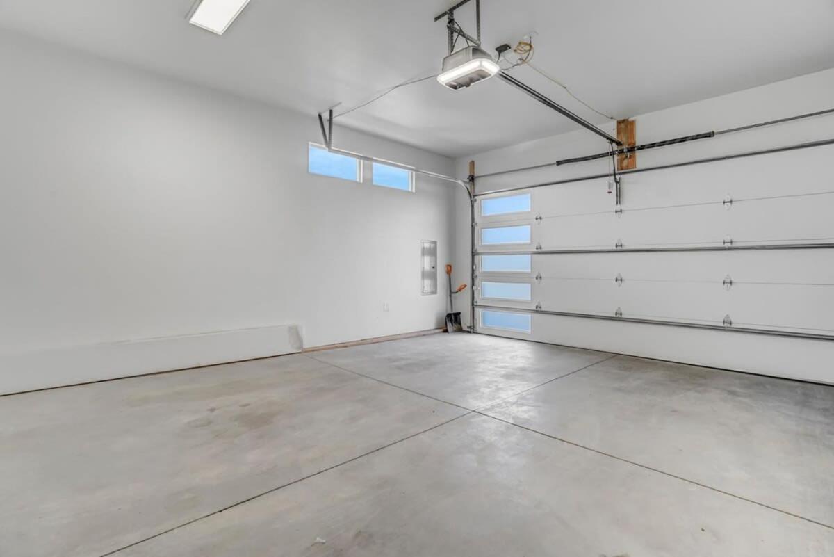 4bd Beautiful Rooftop Mountain Views New Townhome Holiday home Colorado Springs