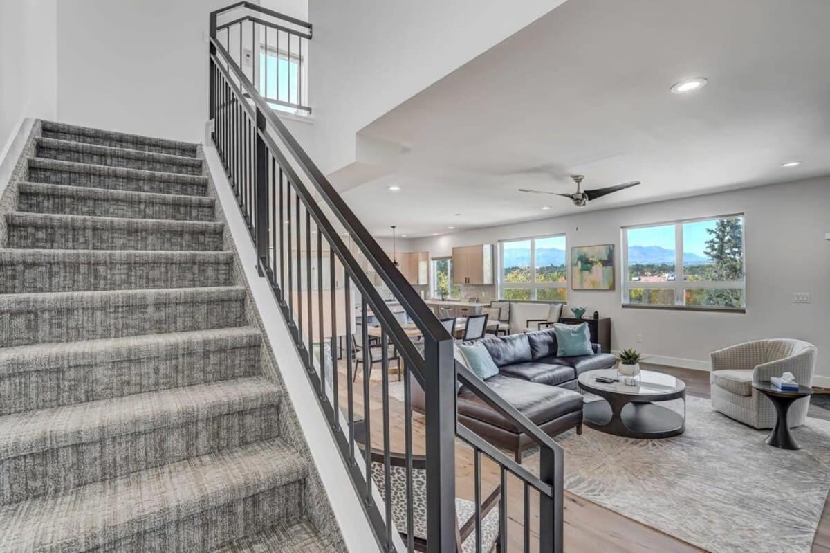 4bd Beautiful Rooftop Mountain Views New Townhome *