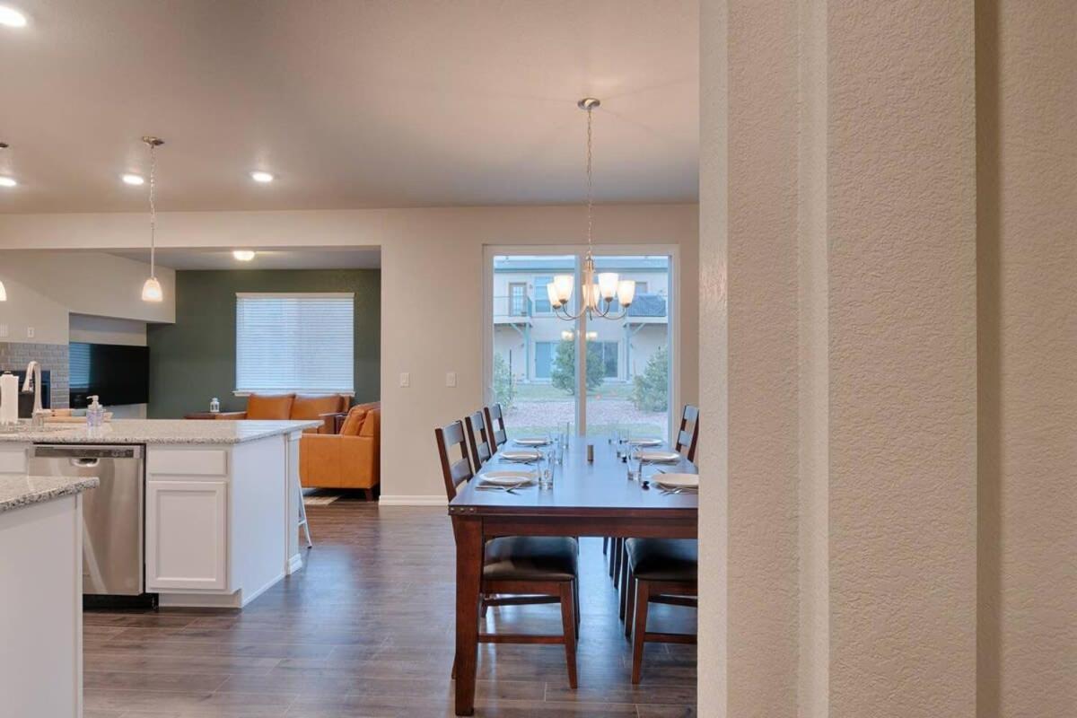 3br Luxury Townhome W Ac In Location Holiday home *
