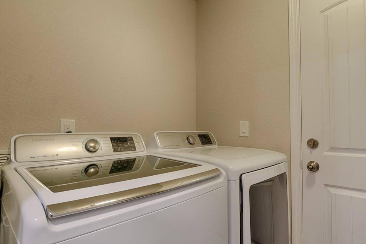3br Luxury Townhome W Ac In Location * Colorado Springs