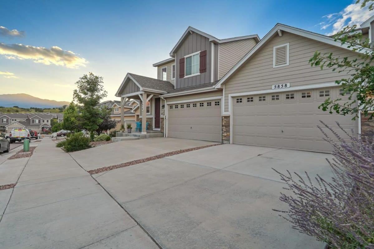 3br Luxury Townhome W Ac In Location Colorado Springs