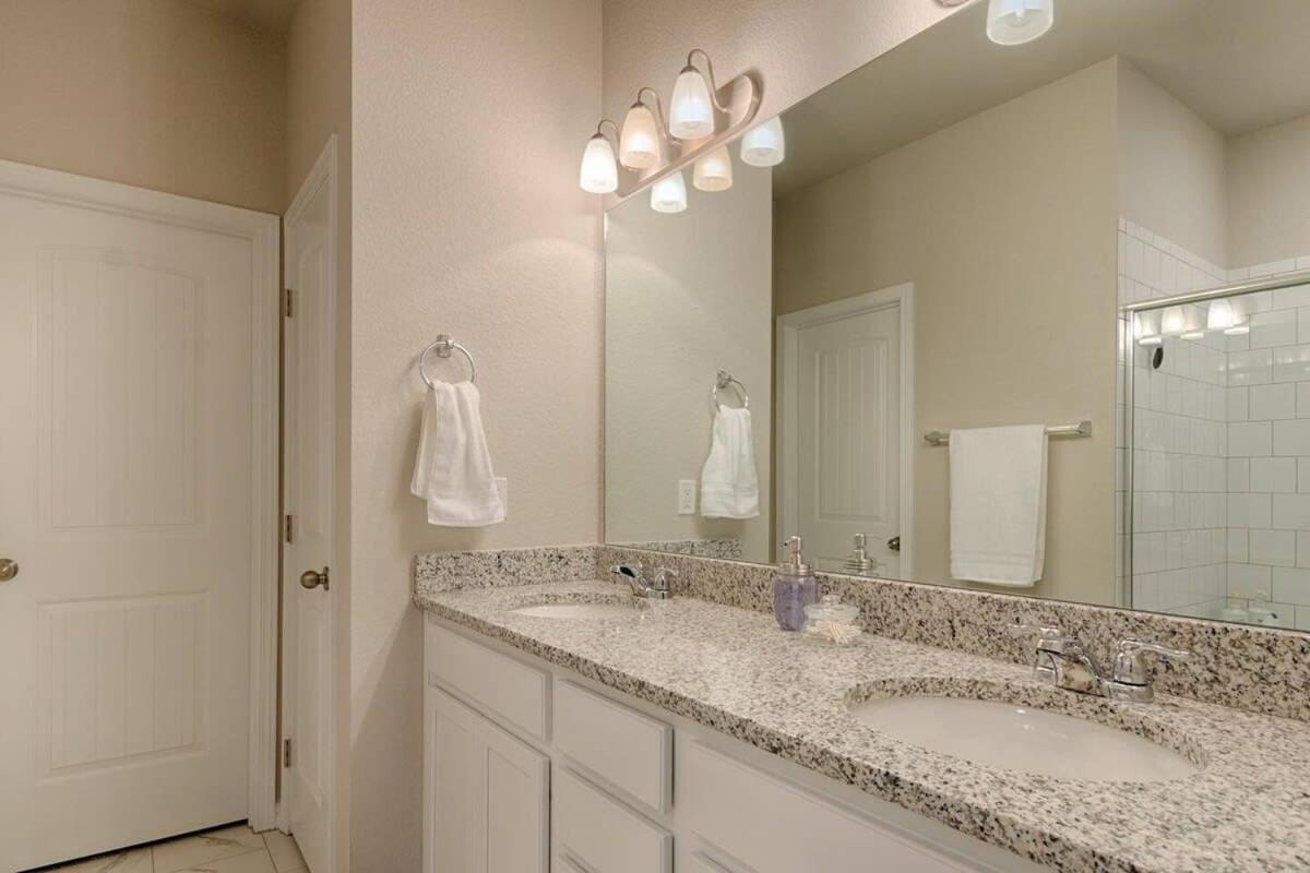 3br Luxury Townhome W Ac In Location Holiday home Colorado Springs