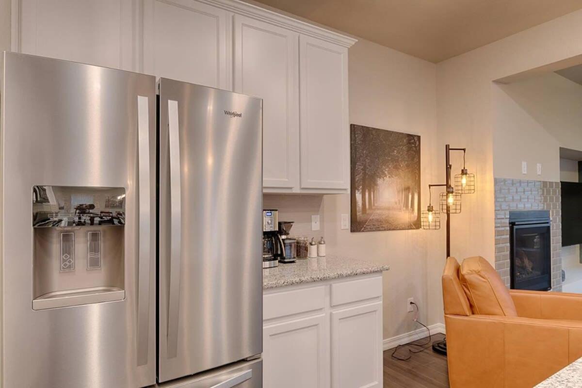 3br Luxury Townhome W Ac In Location Holiday home *
